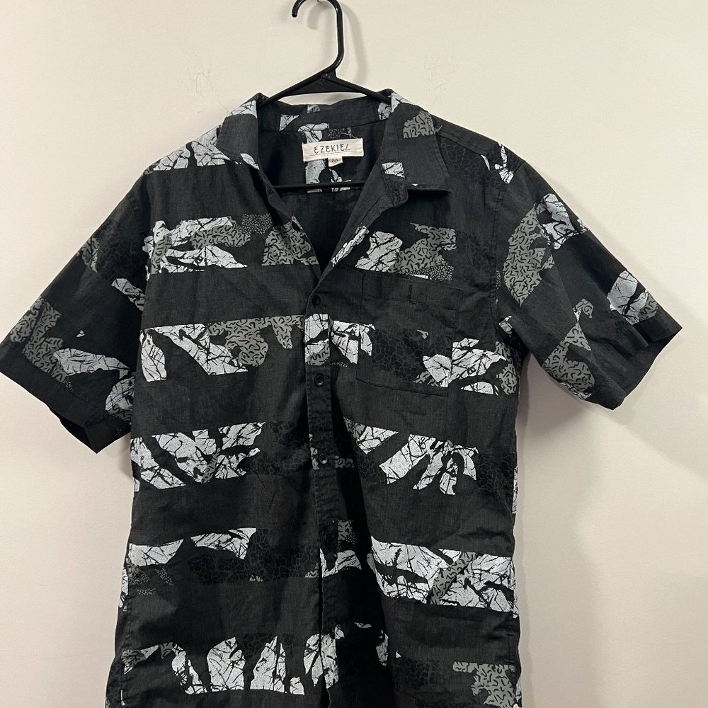 Pattern Short Sleeve Button-up
